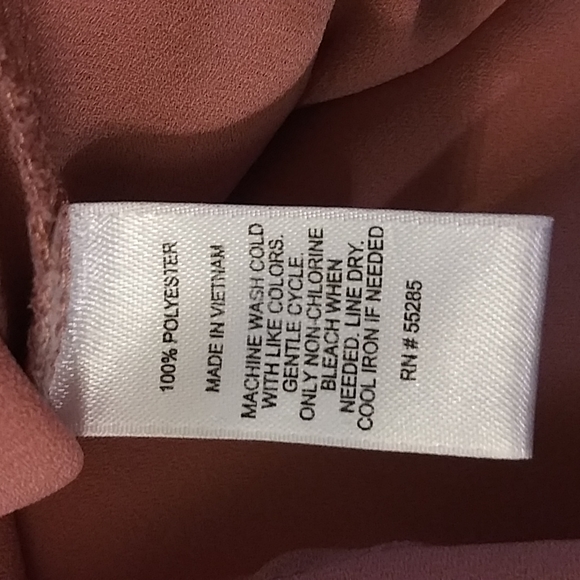 Express Rose Blush Portofino button down blouse - Picture 5 of 5